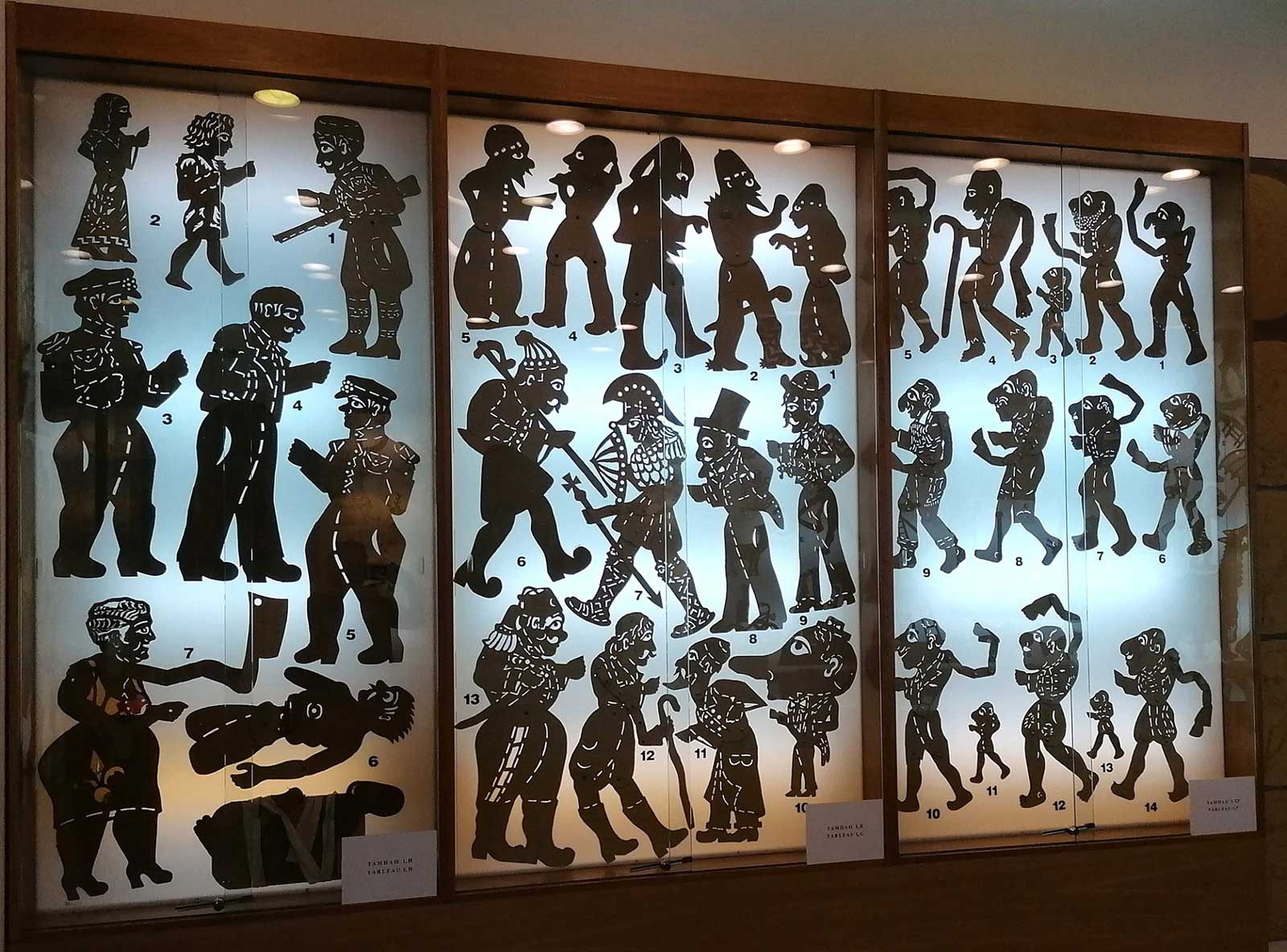 karagiozismousiospathari1